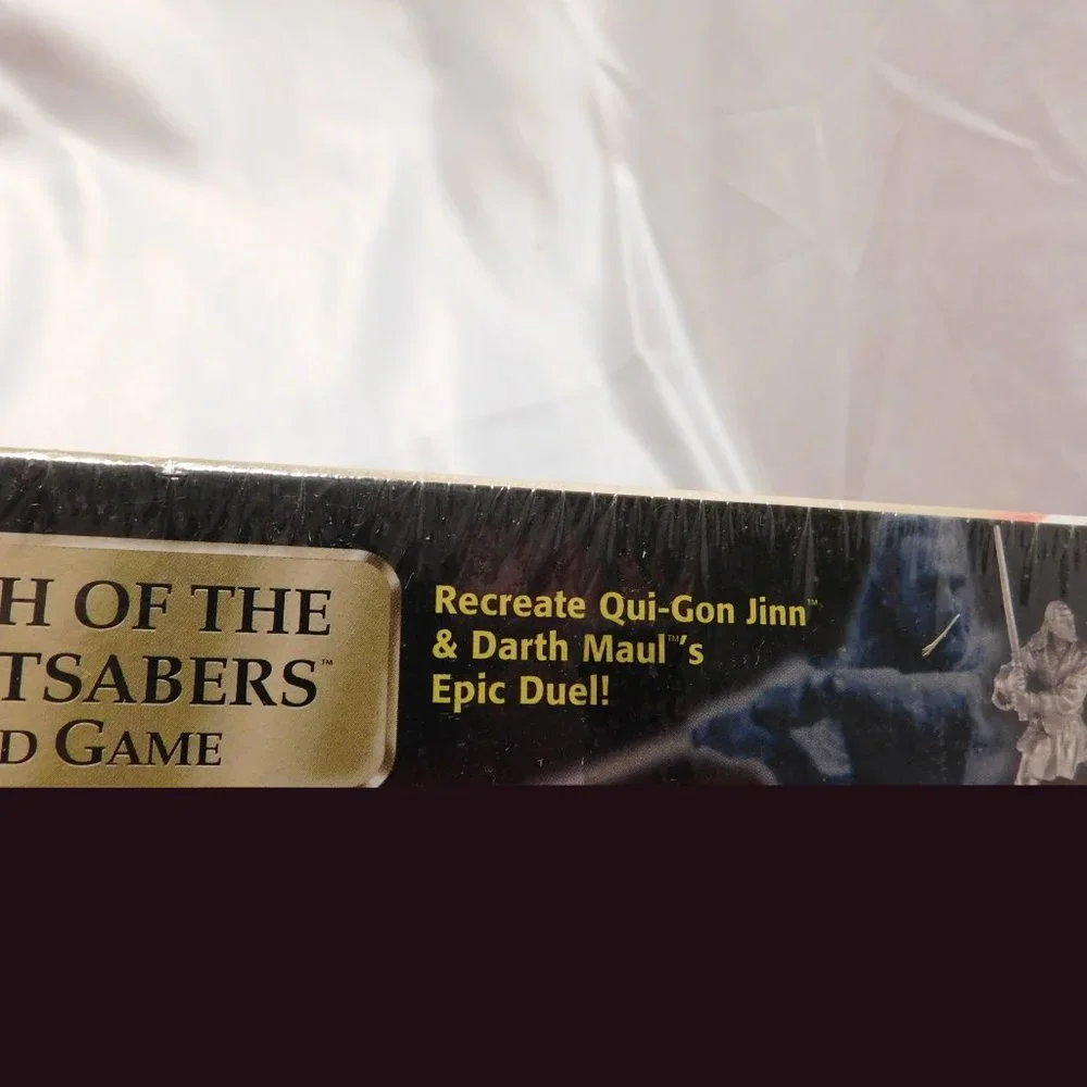 Vintage Star Wars Episode 1CLASH OF THE LIGHT Sabers Game New Vintage 1999